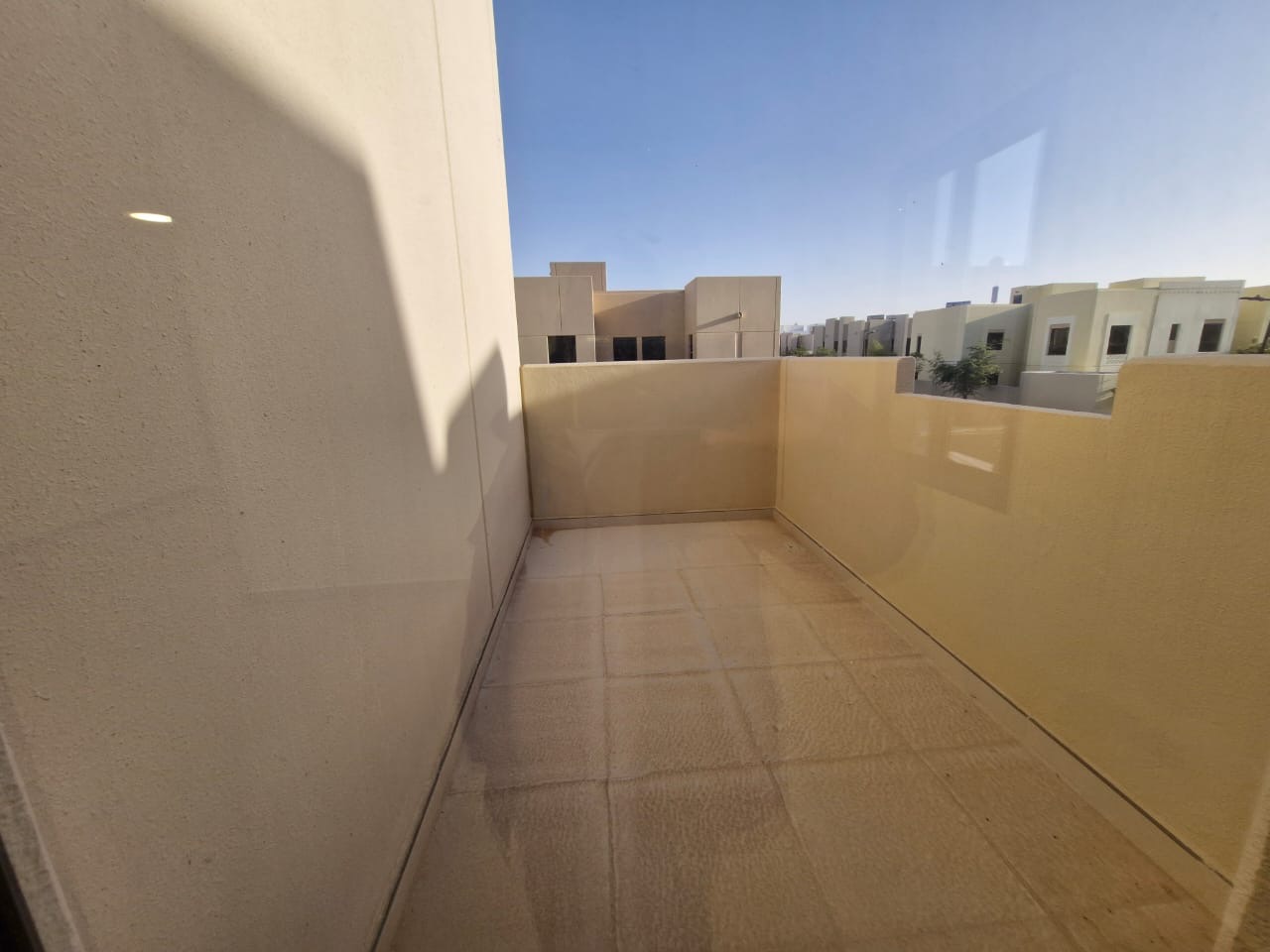  🏰 *Modern Luxury Villa in Sidra District – Roshn*   ✨ 400 sqm